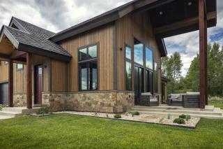 Modern Escape on Ski Hill Rd - Driggs - 9