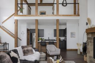 Modern Escape on Ski Hill Rd - Driggs - 1
