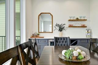 Lakeshore Splendor - 1