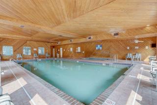 WFC III Adults or Families Lakefront View - Wisconsin Dells - 3