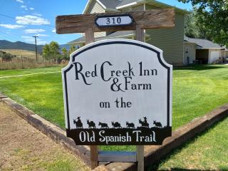 Red Creek Inn and Farm - - 9