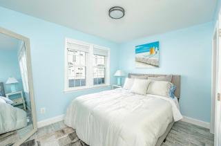 Steps to Sand Updated Bouchee Beachy Condo Deck Parking - 3