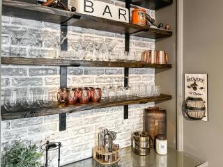 Higgins Downtown Depot - 1