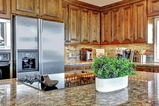 Lakeshore Haven - Spicewood - 2