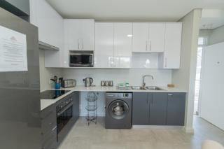 Margaux Beachfront Apartment - Summerstrand - 5