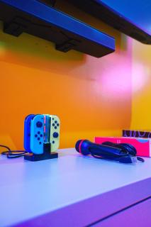 Capsule Boogie-Woogie - JACUZZI - SAUNA - BILLARD - JEUX - ECRAN GÉANT - FILET SUSPENDU - NETFLIX - La Louvière - 2