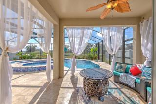 SPECTACULAR RETREAT 5BD 12 PPL Hotspot In The Heart Of Tampa - - 9