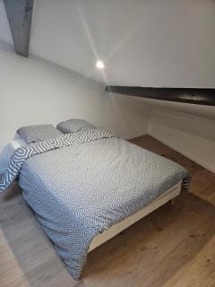 Studio spacieux, chaleureux et refait à neuf. - 5