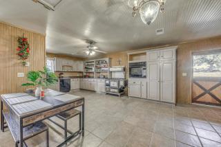 Capitan Vacation Rental with Grill, Near Ruidoso! - Nogal - 1