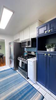 Peaceful Bungalow Near Capitol, Campus & Hospitals - Tallahassee - 2