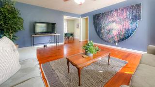 Peaceful Bungalow Near Capitol, Campus & Hospitals - Tallahassee - 9