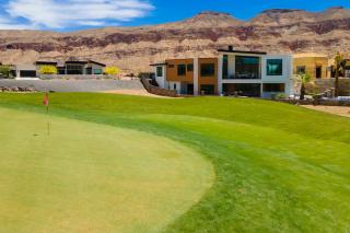 Live Luxurious at Zion - 7