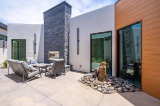 Live Luxurious at Zion - 3