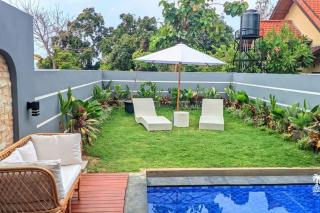 Villa HBNR Two-Bedroom Tiny House with Private Pool in Bali - Babakan Sangsit - 0