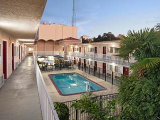 Dream Inn - Fresno - 3