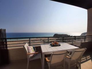 Top-Floor Beachfront Apartment with Parking, Pool, & Spacious Sea-View Balcony - 9