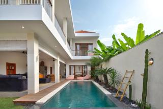 Villa Cinta Rose - Berawa Canggu - Canggu - 9