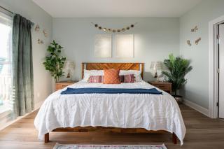 Unobstructed Panoramic Beachfront 4 BD*Sleeps 14! - Crystal Beach - 9