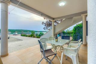 Apartment in Pirovac with sea view, terrace, air conditioning, WiFi (4925-2) - Pirovac - 0