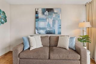 Island Surf 304 - Renovated, Ocean Views, Split AC - Kihei - 1