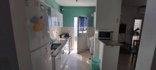 CASA CON PILETA Y COCHERa - 5