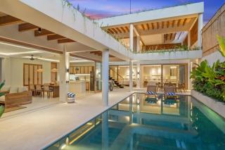 Villa Morena - Brand New, Stylish and Luxurious - Canggu - 0