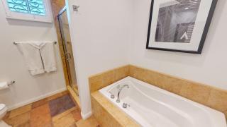 LV031 Luxurious Upstairs Legacy Villas Studio - La Quinta - 4