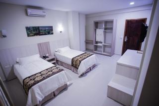 Megal Suites Hotel - 8