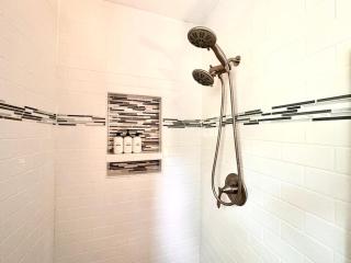 Cozy 3 bdr Retreat in a Prime location - Streamwood - 5