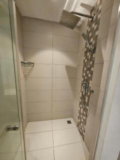 Beachwalk Deluxe Apartment - 50 steps to the beach - 1