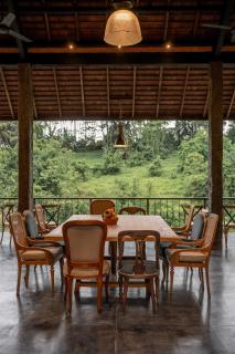 Villa Bedulu Cliff Estate Ubud - Wood Side - Ubud - 6