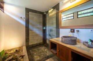 Villa Bewa by Villa Finder - Seminyak - 1