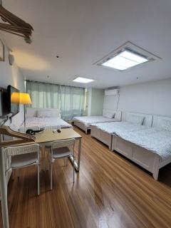 White Stay - Seul - 0