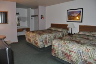 Moriah Motel - 1
