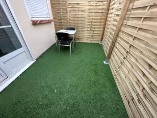 Appart , maison, équipée avec terrasse ,près centre ville - 8