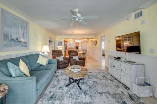 Beach Villas 403 - Fort Myers Beach - 4