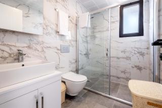 Golden Rose Suit pension - 3