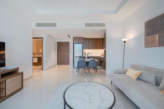 Panoramic 1BR Burj Khalifa View at Boulevard Point - Dubai - 9