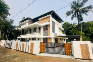 Elegant RiverView Villa - Cochin - 0