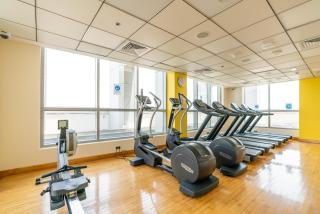 Ultimate Stay 1 BR Marina Views Best Location in the Heart of Marina Perfect Vacation Near Marina Beach JBR - Dubai - 2