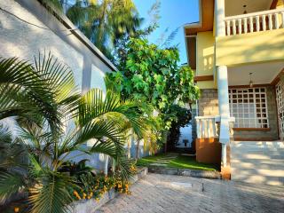 MONISA HOUSE - Nairobi - 6