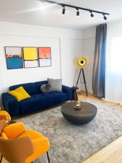 Luxury City Retreat- 2-Bedroom, 2-Bath Apartment - Nicosia - 5