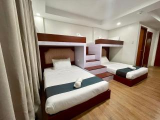 Staycation Hotel - San Jose - 7
