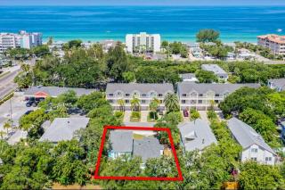 Coastal Haven - Steps from IRB - 8