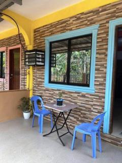 Friendly Transient House - 8