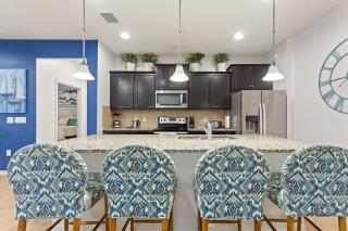 Retreat to Nice Court 7BD/6Bath/Pool/Spa - Kissimmee - 3