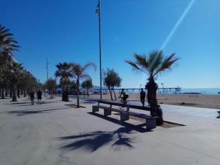 Apartamento PB 30min Sagrada Familia, 10 min playa - Badalona - 5