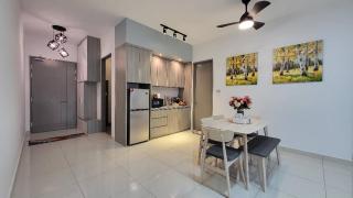 RHR Deluxe GuestHouse Kinarut Papar Sabah - Mountain View - 9