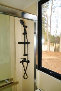 Contained Opulence 718 - Lithonia - 8