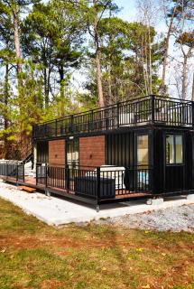 Contained Opulence 718 - Lithonia - 4